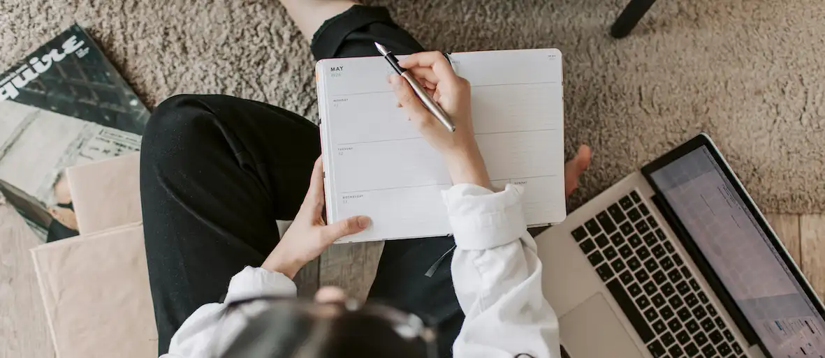 tarification dynamique Airbnb - tableau de bord avec calendrier et prix variables